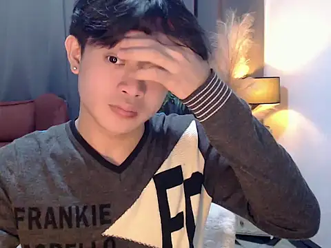 NautyBoyBrazeen_143 Pertunjukan Webcam