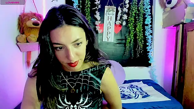 queen-natty Adlı Modelin Canlı XXX Sohbeti