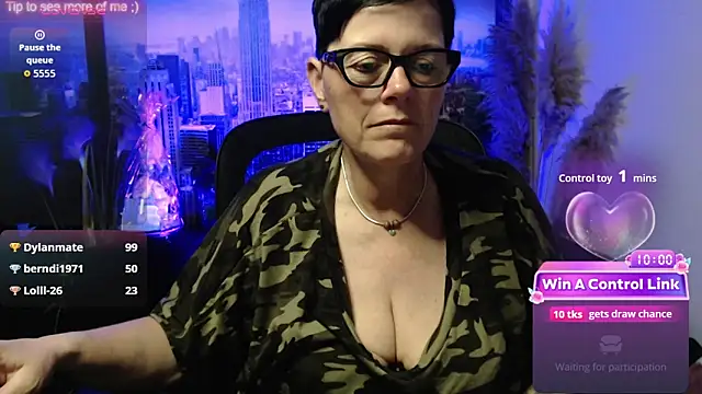 ninarandmann Chat XXX in diretta