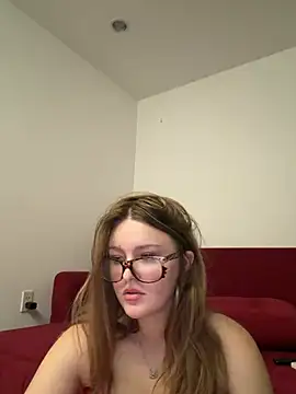 Chat +18 de cherryrosealiee ao vivo