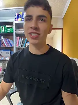 AdrianRinaldi live XXX chat