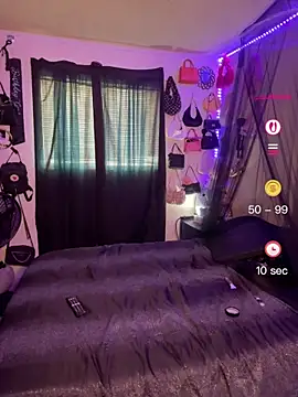 Živý XXX chat MidnightChanel