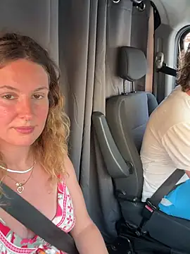 ancouple90s Chat XXX live