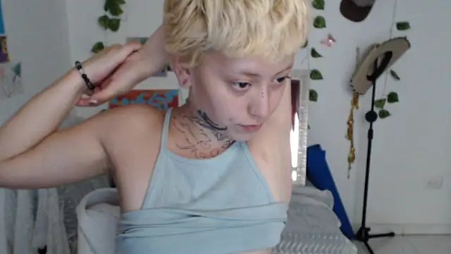 seley222 Chat XXX live