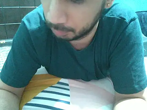 XXX chat uživo modela Precumboner