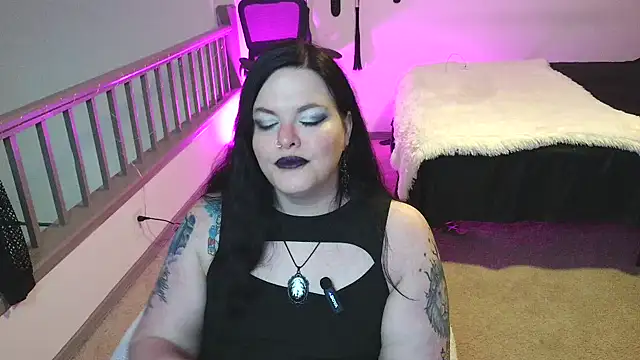 VixieNyx webcam show