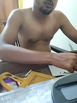 Hhhggghrrr3219 Show Webcam