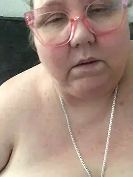 TheMotherPearl Show Webcam