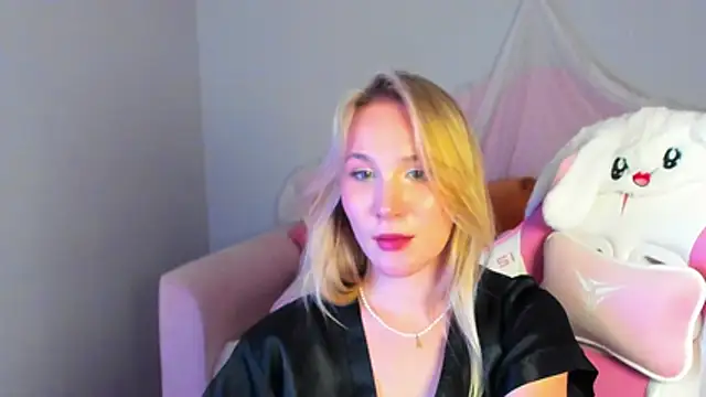 Živý XXX chat ElaraVoltage