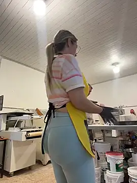 Gatitacarlita's Live XXX Chat
