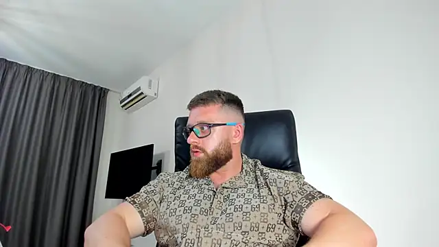 Živý XXX chat Findom_guy