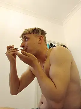 Levarboy Pertunjukan Webcam