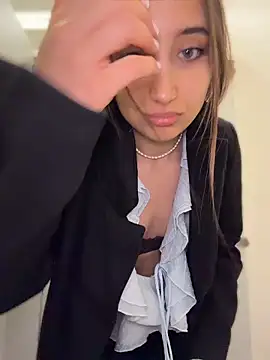 ICrazyOneIRL – webcam-show