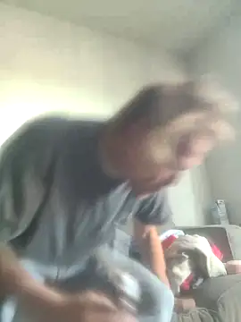 yourMasterisBored XXX чат на живо