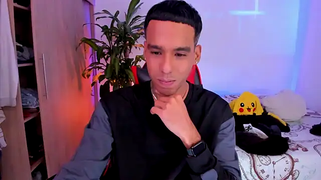 XXX chat uživo modela Damianwhite