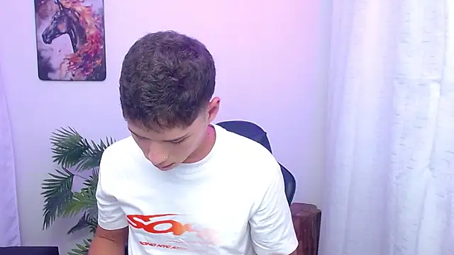 Mattass18n Live XXX chat