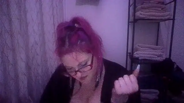 XXX chat uživo modela CloudyCockTeaser