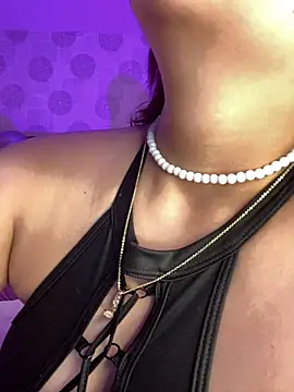 steffmontespink18 Live XXX Chat