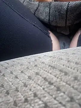 Chat XXX Live GoldenFlameGoddess