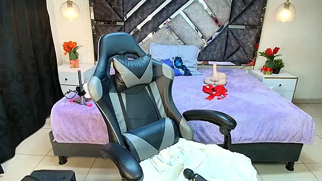 MysticMature: вебкам-шоу