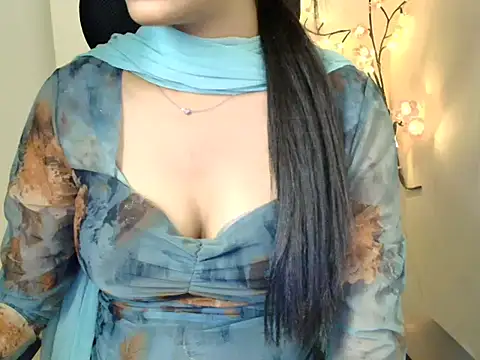 CUTE_princess_143 Chat XXX in diretta