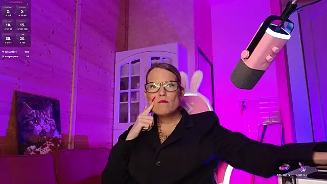 Chat +18 de Lady_Shine ao vivo