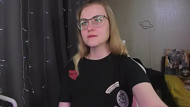 MissBrightShine élő XXX-chatje