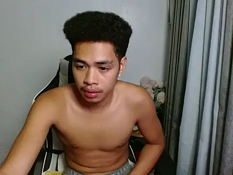 curlyasian_njxx Pertunjukan Webcam