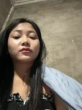 hinami-lo Show Webcam