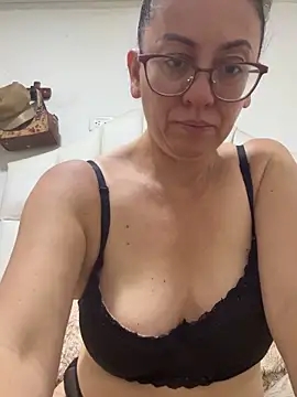 Chatroom XXX en direct de miss_hanna07