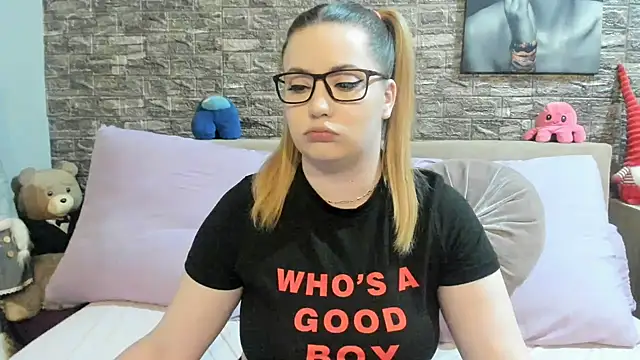 kalindahot Show in webcam