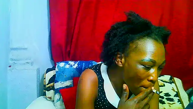 Chat +18 de freaky_naughty ao vivo