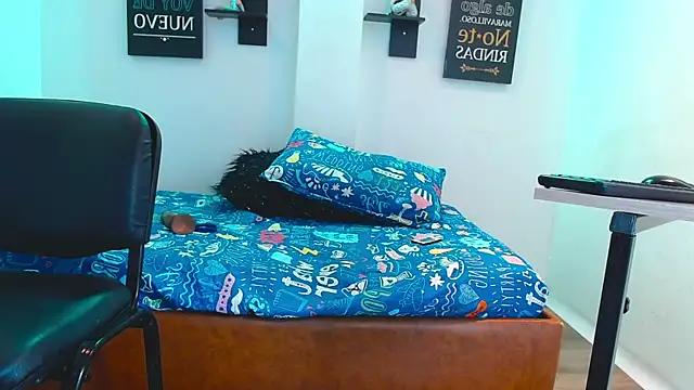 Онлайн чат XXX maria_paula___