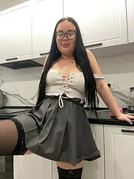 PeachDoll- Adlı Modelin Canlı XXX Sohbeti