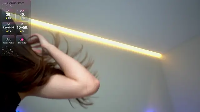 DeILia_Persis' Live XXX Chat