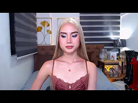 JuicyCockThea webkamerás műsora