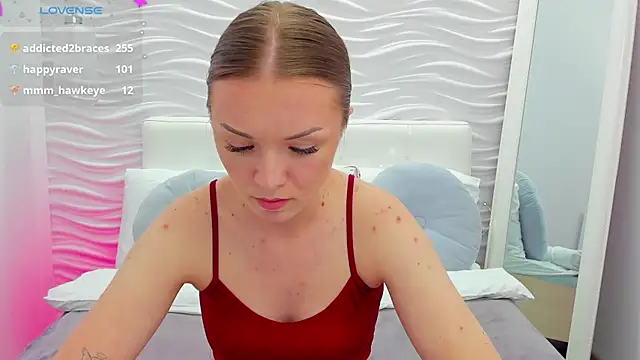 VirginOlly live XXX chat