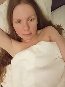 ElaizaFlanagan's Live XXX Chat