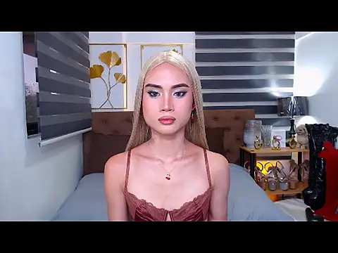 JuicyCockThean Live XXX chat
