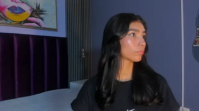LauraAristizabal Adlı Modelin Canlı XXX Sohbeti
