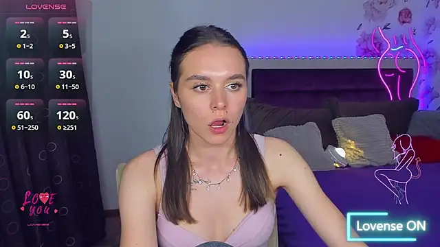 Chat XXX en directo de EmelyMason