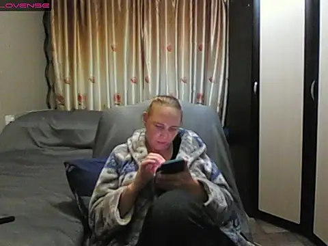 JenniDeepn Live XXX chat