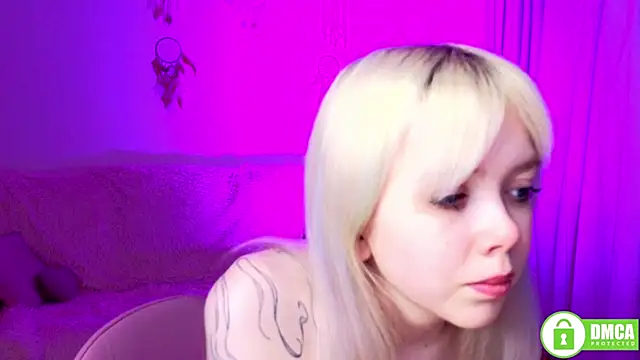 XXX chat uživo modela Rochelle_kitty