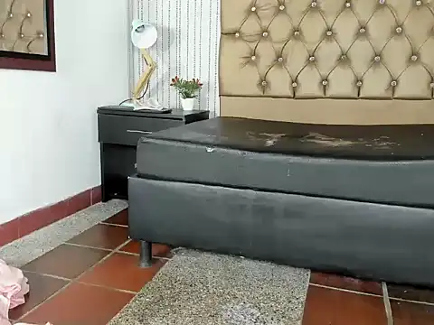 دردشة hanna_luciana الجنسية المباشرة