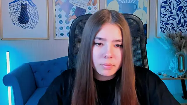 SayaHeartnet Adlı Modelin Canlı XXX Sohbeti