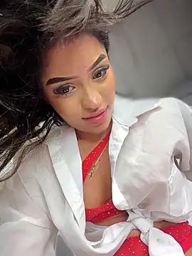 MystiqueXXX live XXX chat