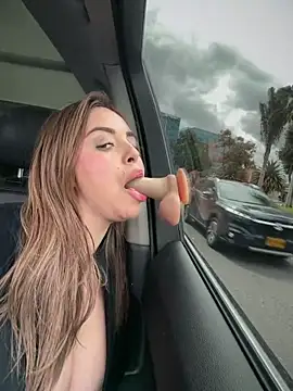 Chat +18 de Alirawrz ao vivo