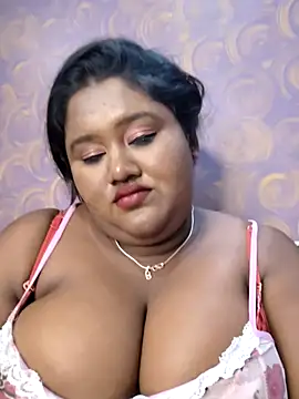 แชท XXX สดของ horny_diana