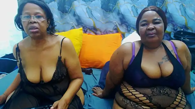 Chat XXX en directo de SEXY_MATURExx