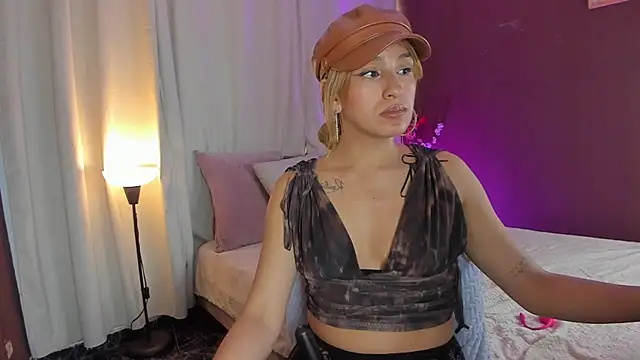 wini_fer Chat XXX live